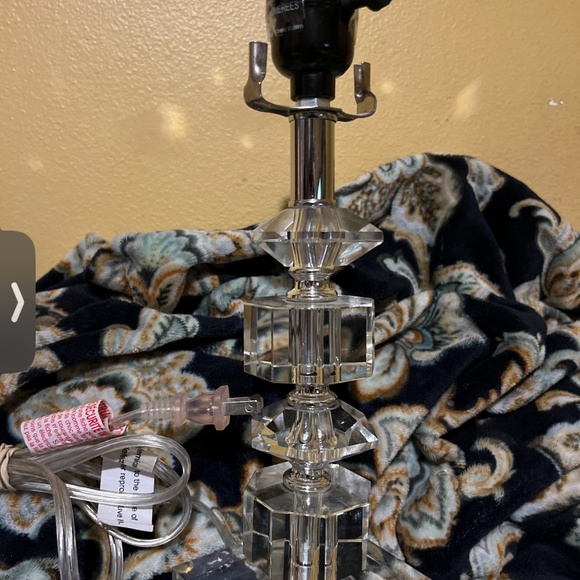 Lamp base - Picture 2 of 2